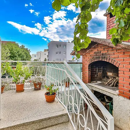 Cozy In With Wifi Apartment Trogir